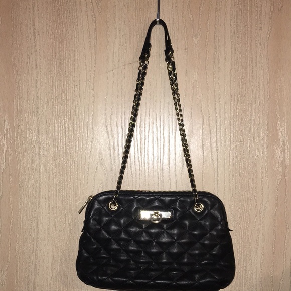 💕DKNY Donna Karen New York Black Quilted Small Shoulder Bag - Picture 2 of 12